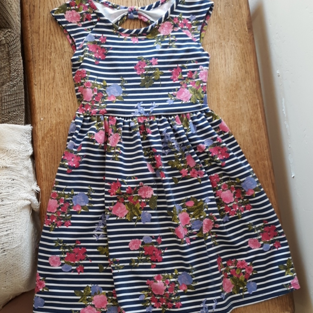 A kids dress